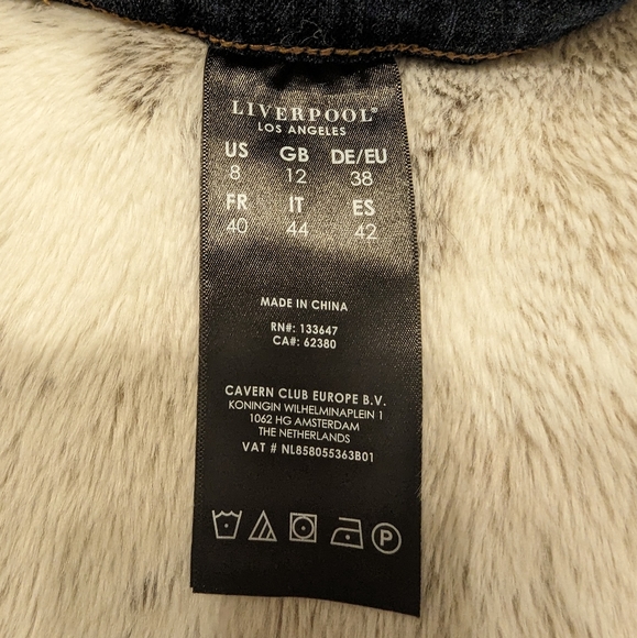 Liverpool Elastic Waist Skinny Jeans - Picture 2 of 3